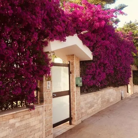 Tulipano Rosso Апартаменти